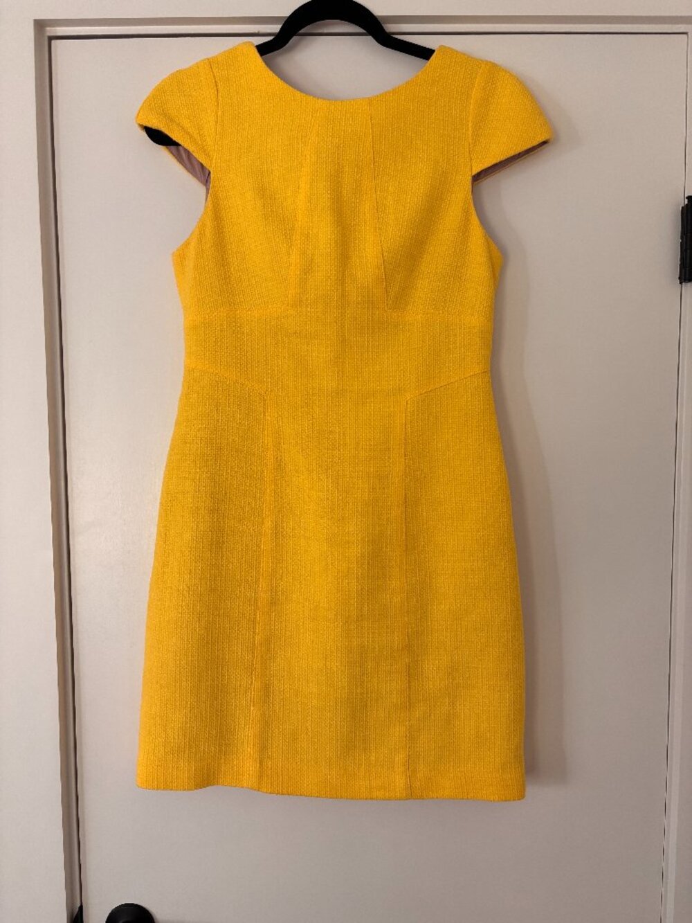 Zara Women's Yellow cotton structured cap-sleeve dress, size 6